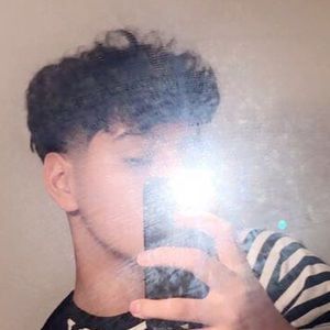 Meet your Posher, Josiah